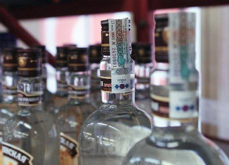 С 2013 года в России самая дешевая бутылка водки будет стоить 170 рублей